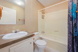 203 W Picasso Cir, Defuniak Springs, FL 32433 - Photo 19