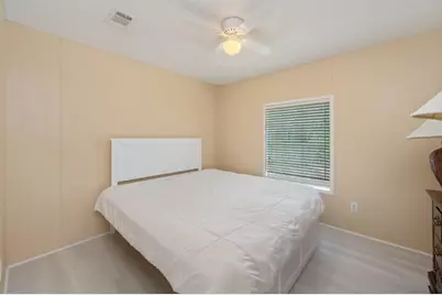 203 W Picasso Circle, Defuniak Springs, FL 32433 - Photo 17