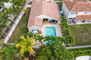 1102 Hickory Way, West Hollywood, FL 00N/A - Photo 33