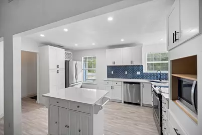 213 Cadillac Avenue, Niceville, FL 32578 - Photo 9