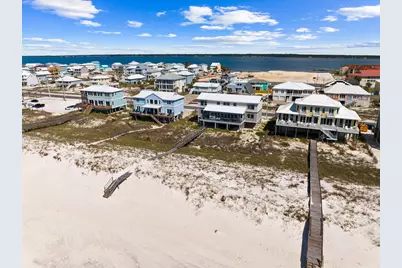 7439 Gulf Boulevard, Navarre, FL 32566 - Photo 45
