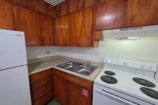 111 SE Chicago Ave, Fort Walton Beach, FL 32548 - Photo 3