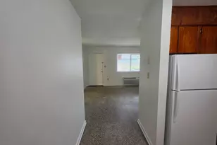 111 SE Chicago Ave, Fort Walton Beach, FL 32548 - Photo 5