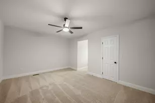 127 S 22nd St, Defuniak Springs, FL 32435 - Photo 11