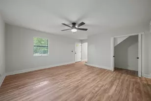 127 S 22nd St, Defuniak Springs, FL 32435 - Photo 9