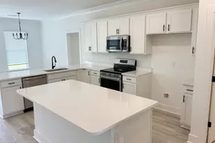5908 Luckenbach Ln, Crestview, FL 32539 - Photo 5