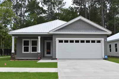 15 Oakfield Drive, Freeport, FL 32439 - Photo 1