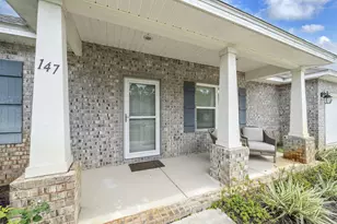 147 Picnic Pl, Freeport, FL 32439 - Photo 5