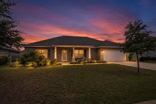 147 Picnic Pl, Freeport, FL 32439 - Photo 1