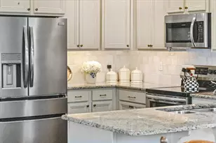 3557 Turquoise Dr, Navarre, FL 32566 - Photo 17