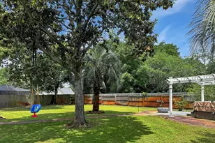 90 W Country Club Dr, Destin, FL 32541 - Photo 43