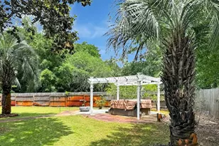 90 W Country Club Dr, Destin, FL 32541 - Photo 39