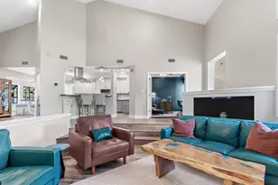 90 W Country Club Dr, Destin, FL 32541 - Photo 13