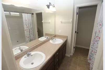 594 Hunters Ridge Road, Defuniak Springs, FL 32433 - Photo 5