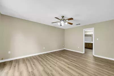 5998 Creekside Circle, Crestview, FL 32536 - Photo 17