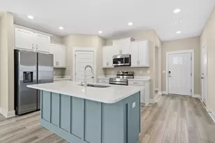 201 Lyla Ln, Crestview, FL 32539 - Photo 5
