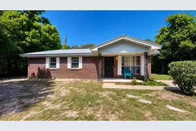 834 McDonald Street, Crestview, FL 32536 - Photo 1