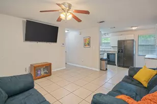 834 McDonald St, Crestview, FL 32536 - Photo 3