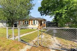 722 Powell Dr, Niceville, FL 32578 - Photo 3