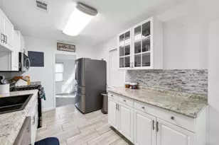 722 Powell Dr, Niceville, FL 32578 - Photo 9