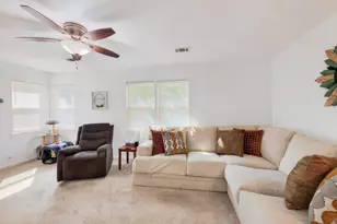722 Powell Dr, Niceville, FL 32578 - Photo 7