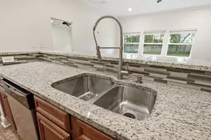 63 2nd Ave, Shalimar, FL 32579 - Photo 19