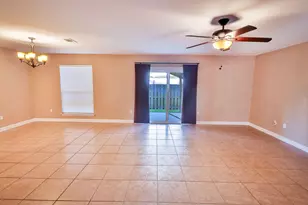 815 Sugar Plum Ln, Shalimar, FL 32579 - Photo 13