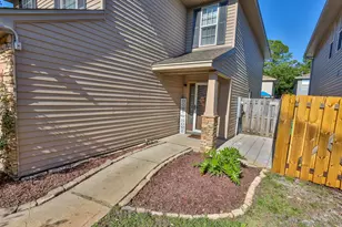 815 Sugar Plum Ln, Shalimar, FL 32579 - Photo 3