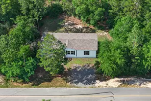 158 W Violet Ln, Defuniak Springs, FL 32433 - Photo 1