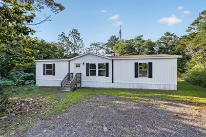 158 W Violet Lane, Defuniak Springs, FL 32433 - Photo 1