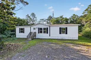 158 W Violet Ln, Defuniak Springs, FL 32433 - Photo 1