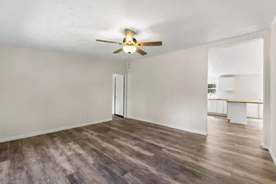 135 N Verdi Lane, Defuniak Springs, FL 32433 - Photo 5