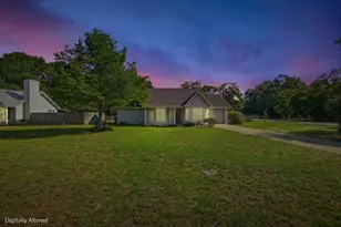 324 John King Rd, Crestview, FL 32539 - Photo 3