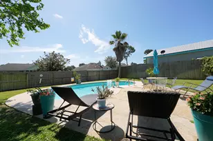 2328 Prytania Cir, Navarre, FL 32566 - Photo 47
