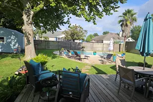 2328 Prytania Cir, Navarre, FL 32566 - Photo 3