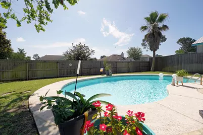 2328 Prytania Circle, Navarre, FL 32566 - Photo 5