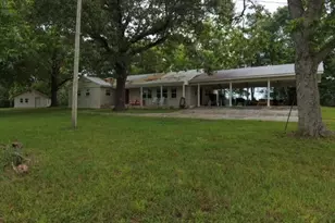405 Walden Ln, Laurel Hill, FL 32567 - Photo 15