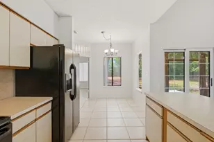 2725 Sherwood Dr, Navarre, FL 32566 - Photo 13