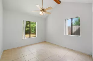 2725 Sherwood Dr, Navarre, FL 32566 - Photo 21