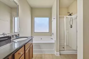 1819 Coast Ct, Gulf Breeze, FL 32563 - Photo 15