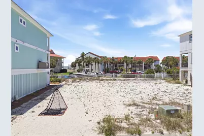 1490 Seaside Circle, Navarre, FL 32566 - Photo 9