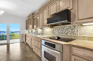 8520 Gulf Blvd, Navarre, FL 32566 - Photo 17