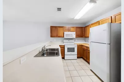 46 SE Park Circle #B, Fort Walton Beach, FL 32548 - Photo 3