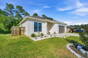 120 Lillian Wy, Crestview, FL 32536 - Photo 5
