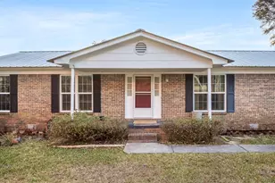 122 Beach Dr, Fort Walton Beach, FL 32547 - Photo 1