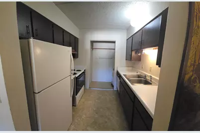 209 W Miracle Strip Parkway #UNIT A203, Mary Esther, FL 32569 - Photo 5