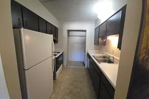 209 W Miracle Strip Pkwy, Mary Esther, FL 32569 - Photo 5