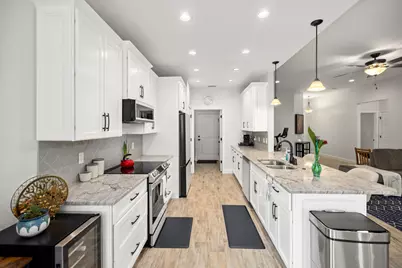 4 8th Street #UNIT B, Shalimar, FL 32579 - Photo 5