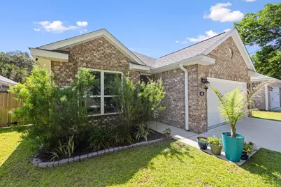 4 8th Street #UNIT B, Shalimar, FL 32579 - Photo 13
