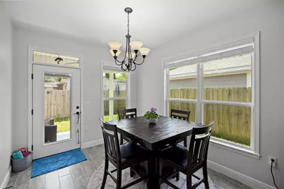 4 8th Street #UNIT B, Shalimar, FL 32579 - Photo 9